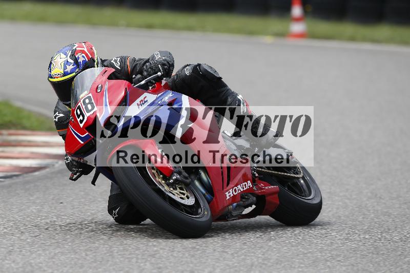 /37 28.07.2025 Dunlop Ride und Test Day ADR/Trackday Erfahren gelb Trackday schnell  rot/98